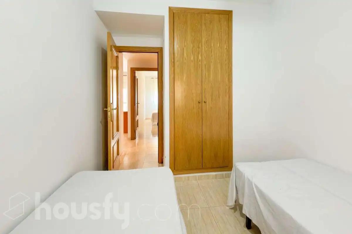 Bedroom of Flat for rent in Oropesa del Mar / Orpesa  with Air Conditioner, Terrace and Balcony