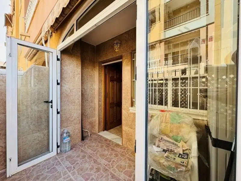 Apartament en venda en Torrevieja amb Terrassa, Moblat i Piscina comunitària