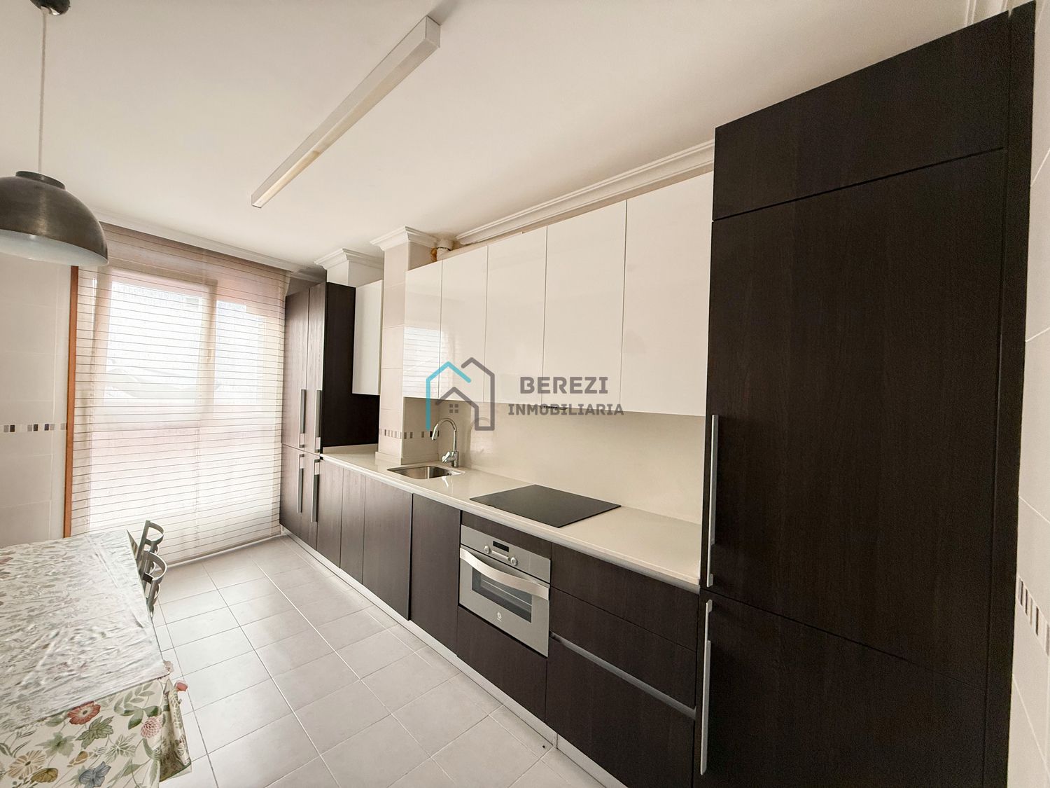 Cocina de Piso en venta en Bermeo con Calefacción, Trastero y Amueblado