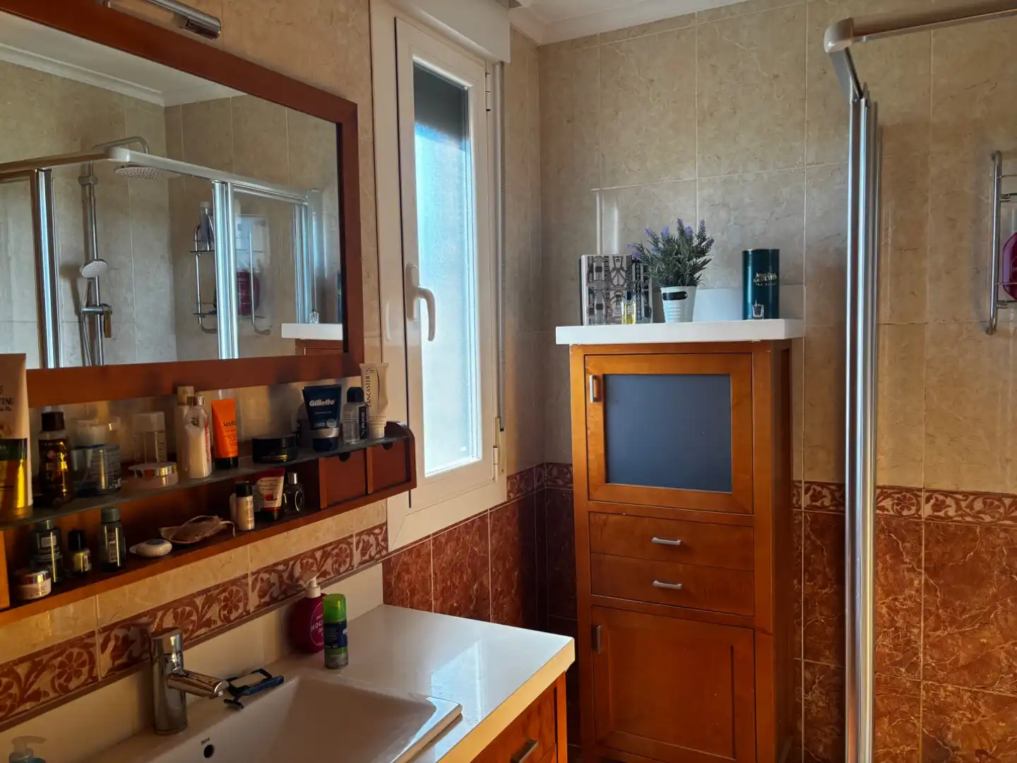 Baño de Casa o chalet de alquiler en Clavijo con Aire acondicionado, Calefacción y Jardín privado
