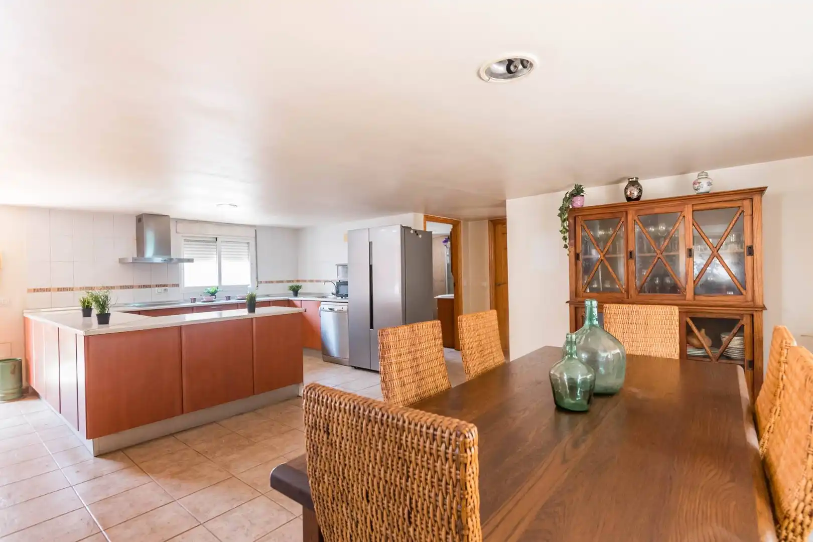 Küche von Einfamilien-Reihenhaus zum Verkauf in Las Torres de Cotillas mit Klimaanlage, Privatgarten und Terrasse