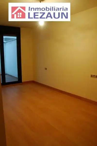 Habitación de Apartamento en venta en Peralta / Azkoien con Aire acondicionado, Terraza y Trastero