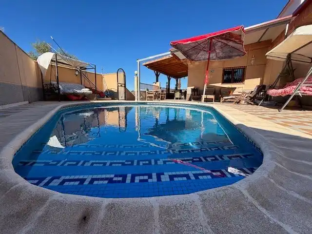 Haus mit Pool zum Verkauf in Los Collados-Los Geraneos