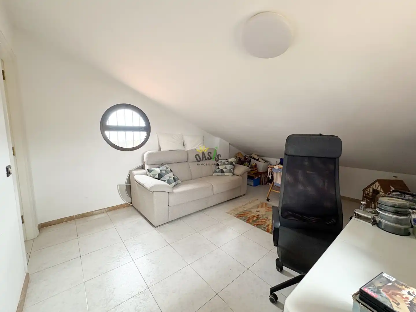 Sala d'estar de Casa o xalet en venda en Santa Cruz de Tenerife amb Terrassa, Traster i Piscina
