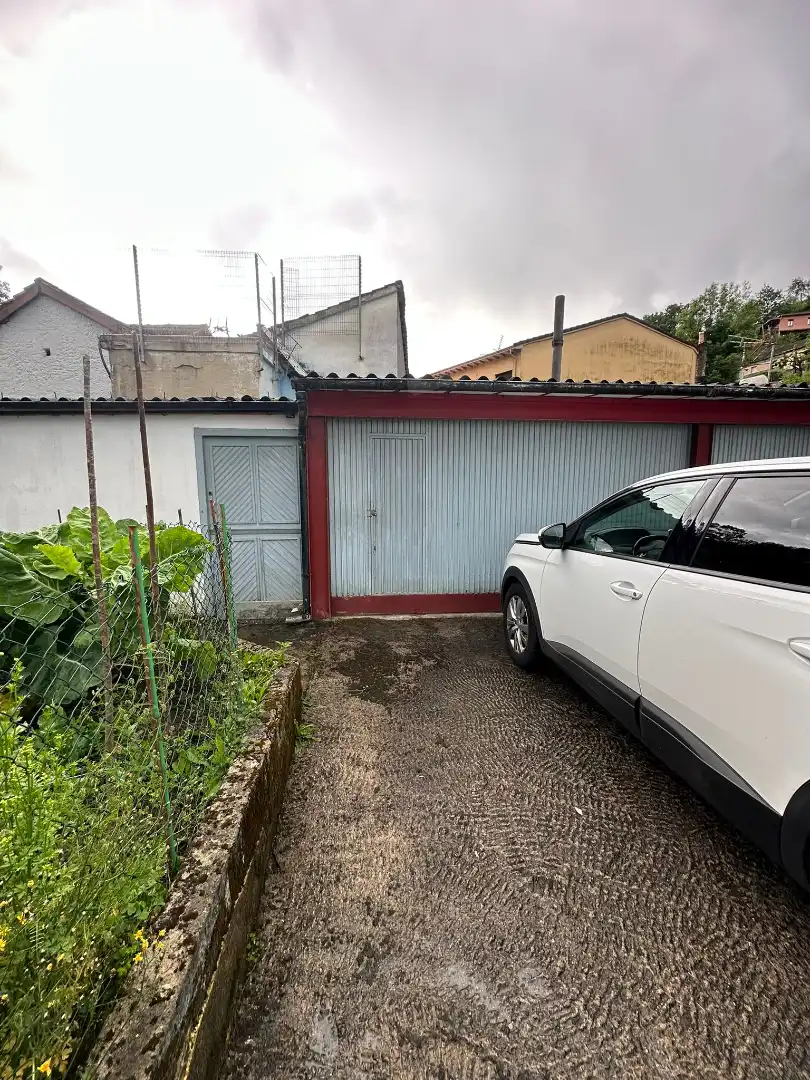 Parking de Casa adosada en venta en San Martín del Rey Aurelio con Calefacción, Jardín privado y Terraza