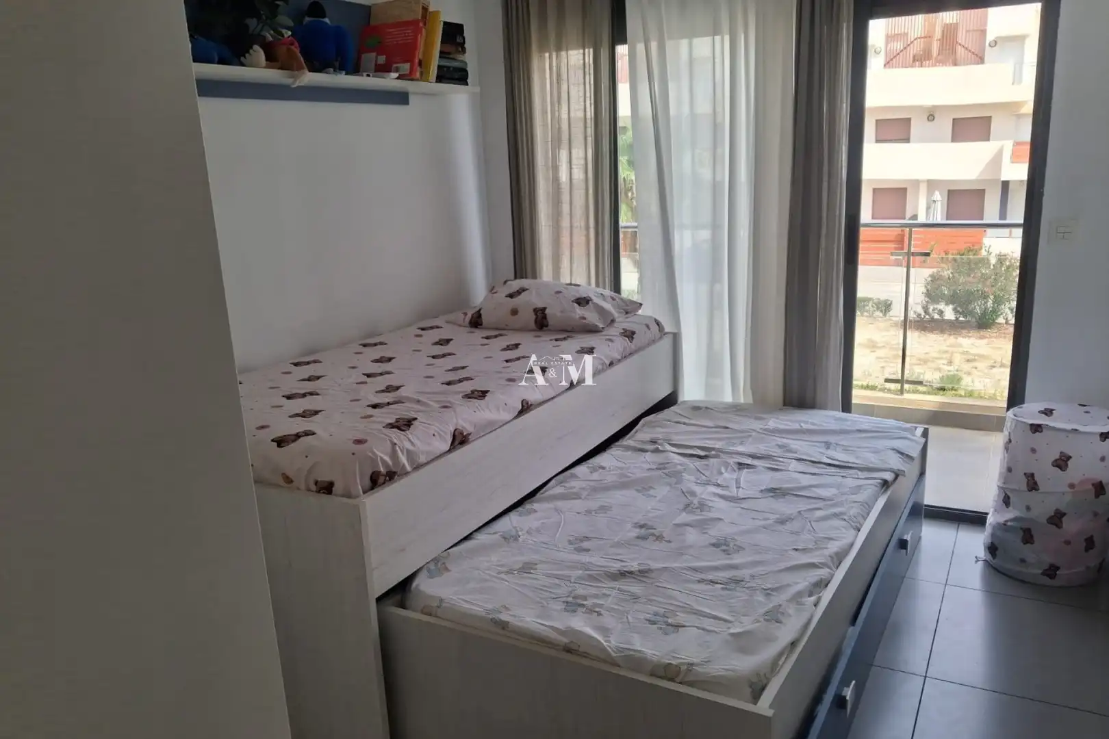 Habitación de Ático de alquiler en Pilar de la Horadada con Calefacción, Terraza y Trastero