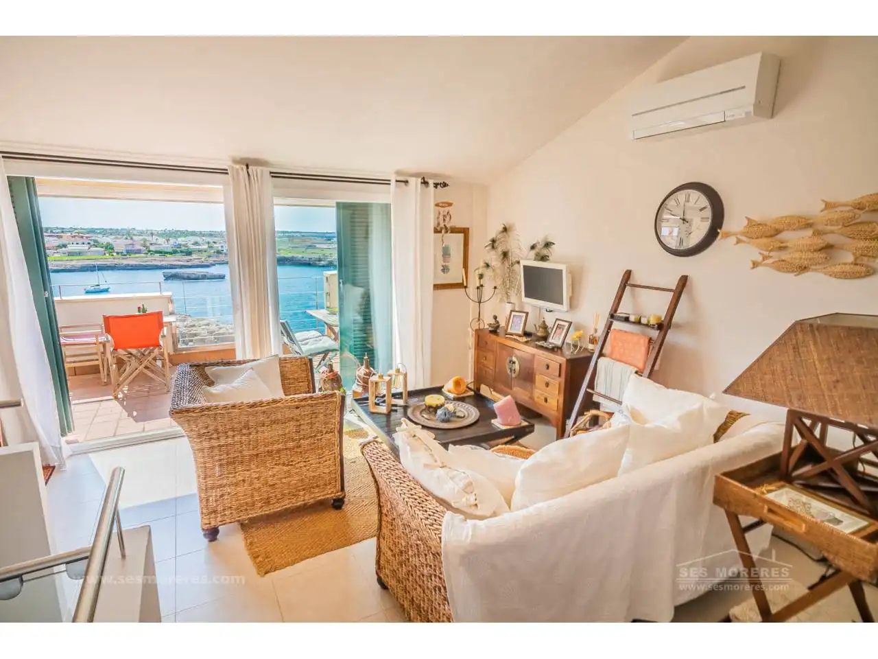 Sala de estar de Apartamento en venta en Ciutadella de Menorca con Aire acondicionado, Terraza y Piscina comunitaria