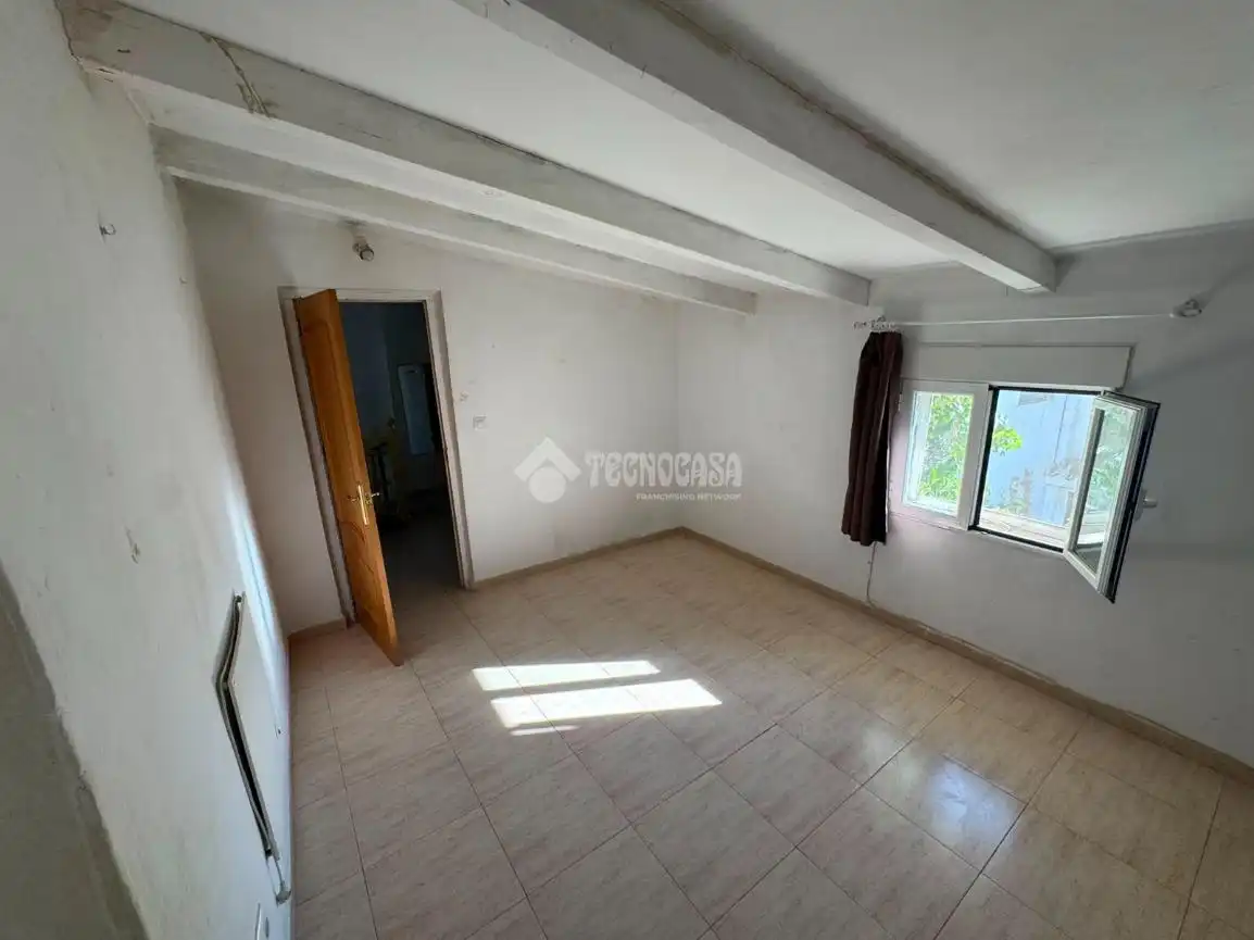 Dormitori de Casa adosada en venda en Villarrubio amb Calefacció, Traster i Balcó