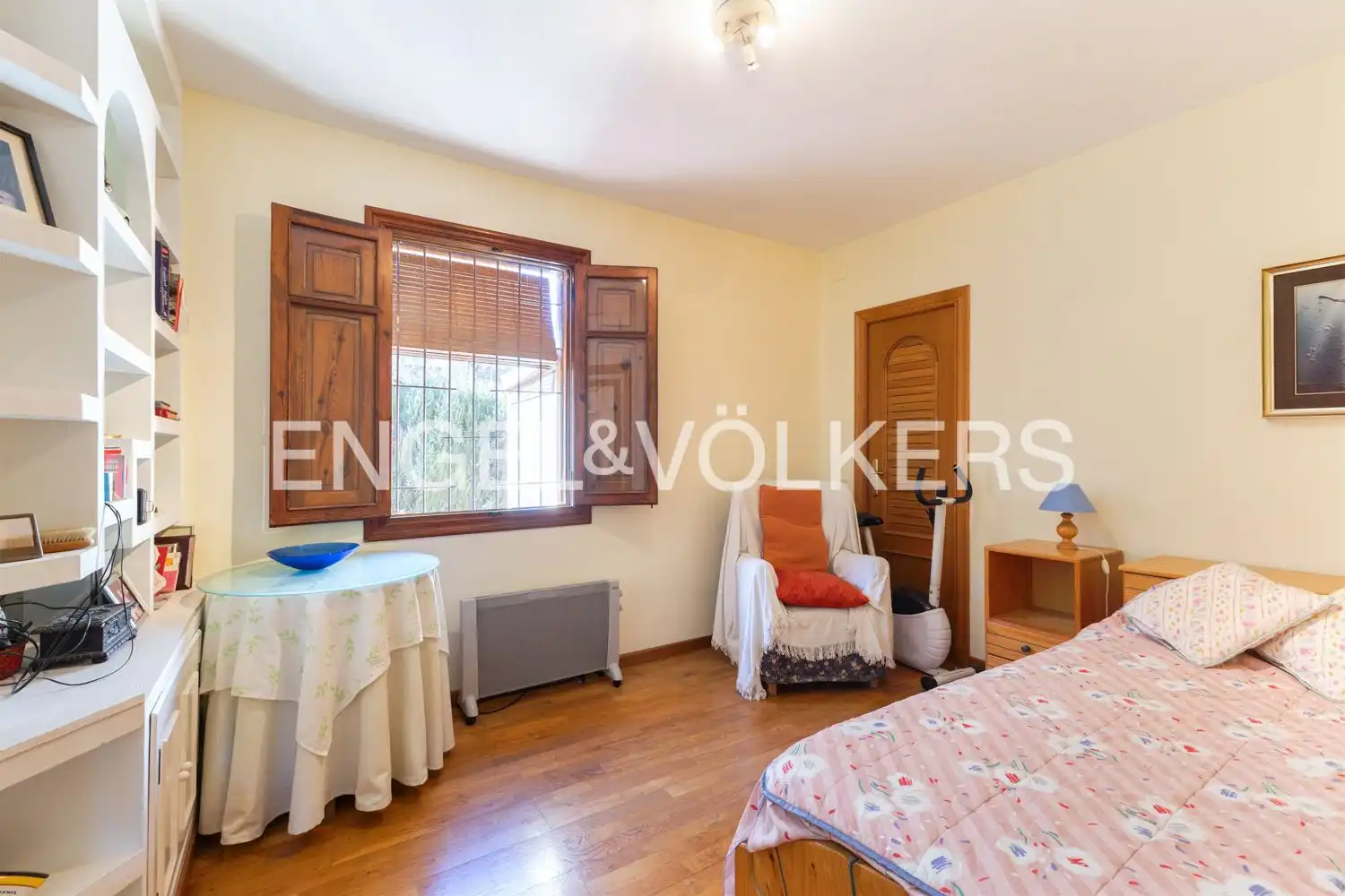 Casa o chalet en venta en Paterna con Aire acondicionado, Calefacción y Jardín privado