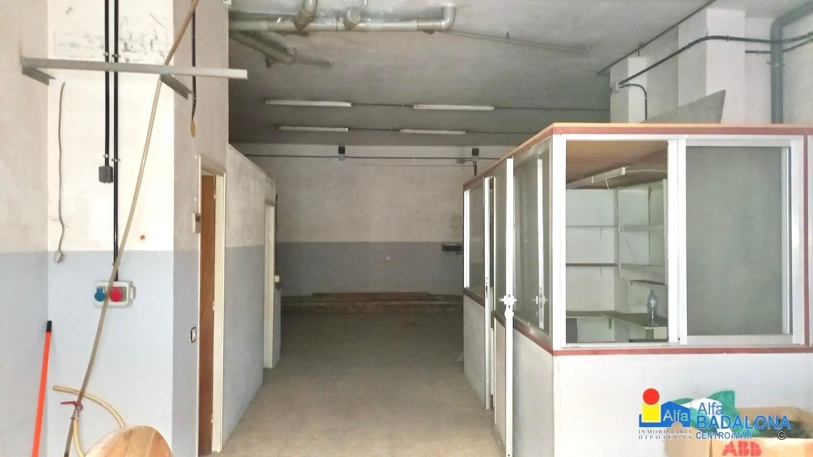 Premises for sale in Badalona