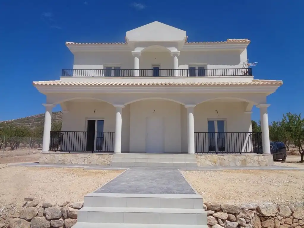 Chalet con piscina en venta en El Pinós / Pinoso, imagen 8