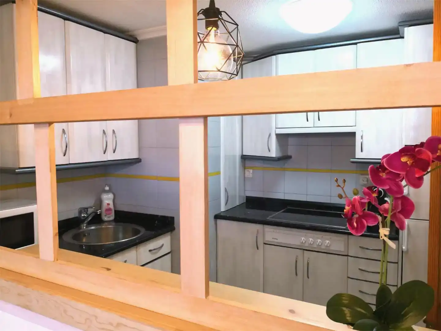 Küche von Wohnung zur Miete in Suances mit Privatgarten, Parkett und Abstellraum