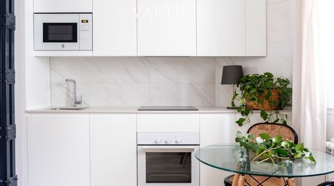 Photo 4 of Flat for rent in Fernández de Los Ríos, Arapiles, Madrid Capital