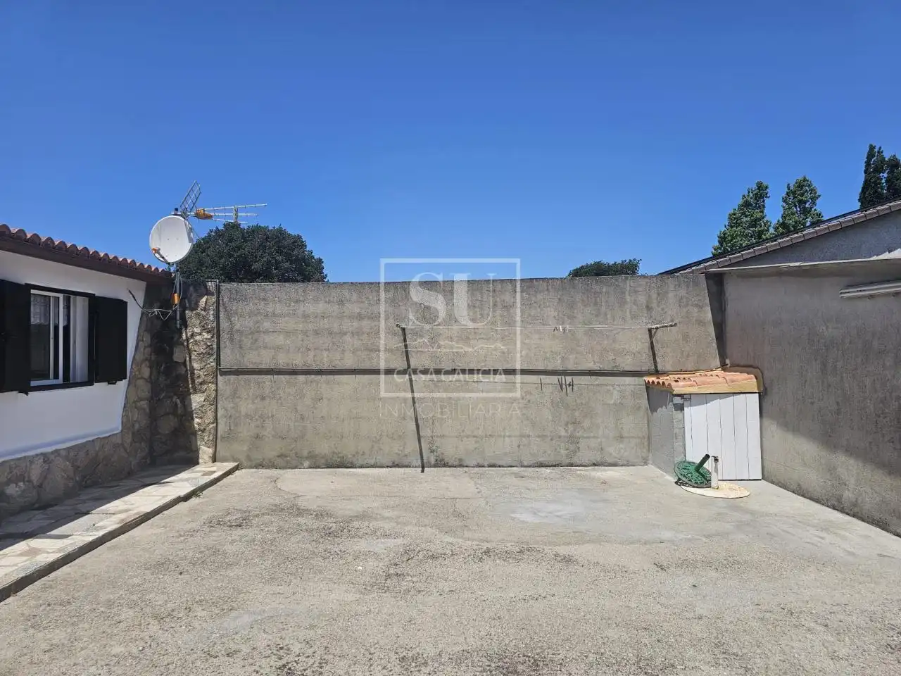 Parkplatz von Haus oder Chalet zur Miete in Baiona mit Privatgarten, Terrasse und Möbliert