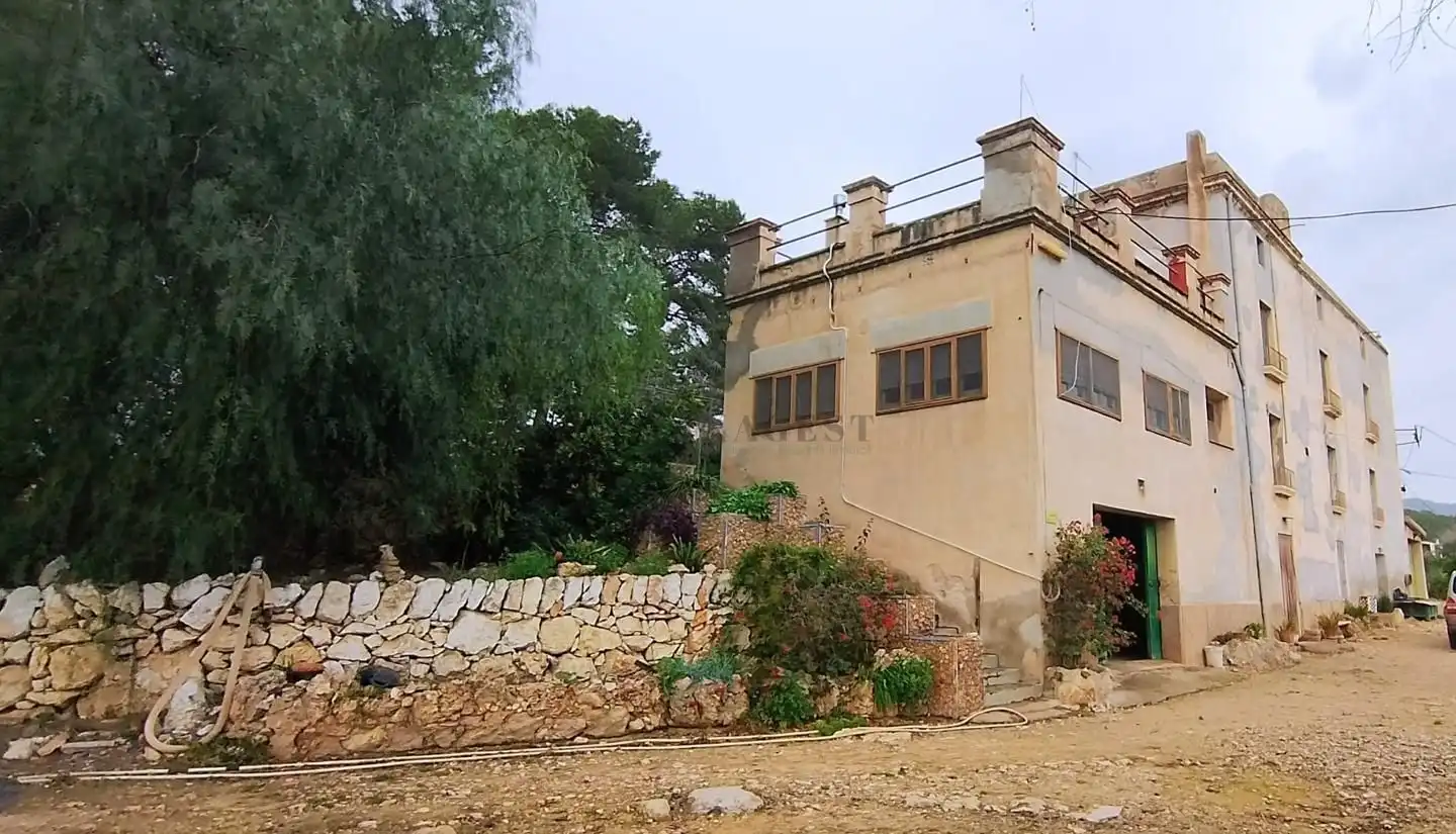 Vista exterior de Finca rústica en venda en Tortosa amb Jardí privat i Moblat