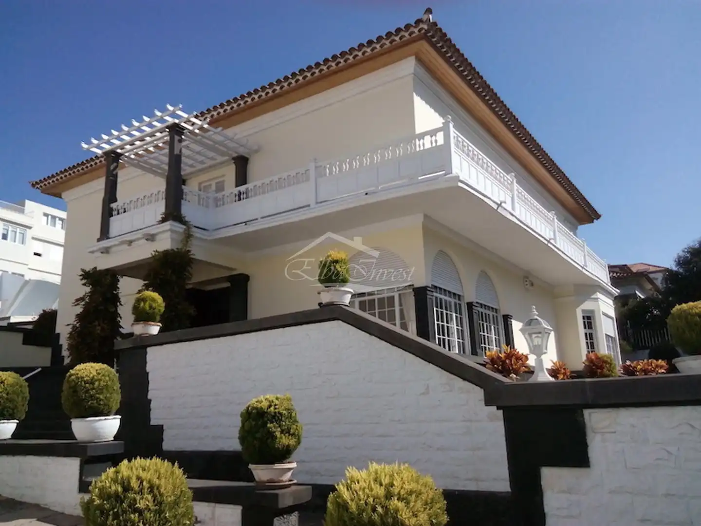 Exterior view of Houses for sale in Santa Cruz de Tenerife  with Air Conditioner, Terrace and Storage room