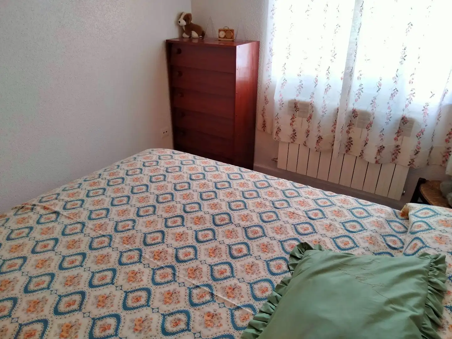 Habitación de Casa adosada en venta en Navacepedilla de Corneja con Calefacción y Trastero