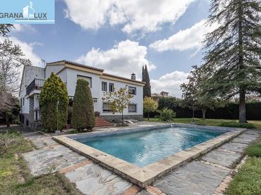 Maison avec piscine à vendre à Calle Geranio