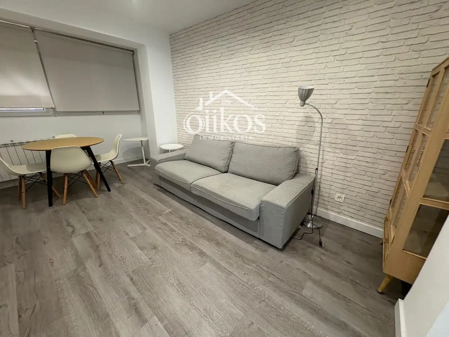 Sala d'estar de Pis de lloguer en Salamanca amb Calefacció, Parquet i Terrassa