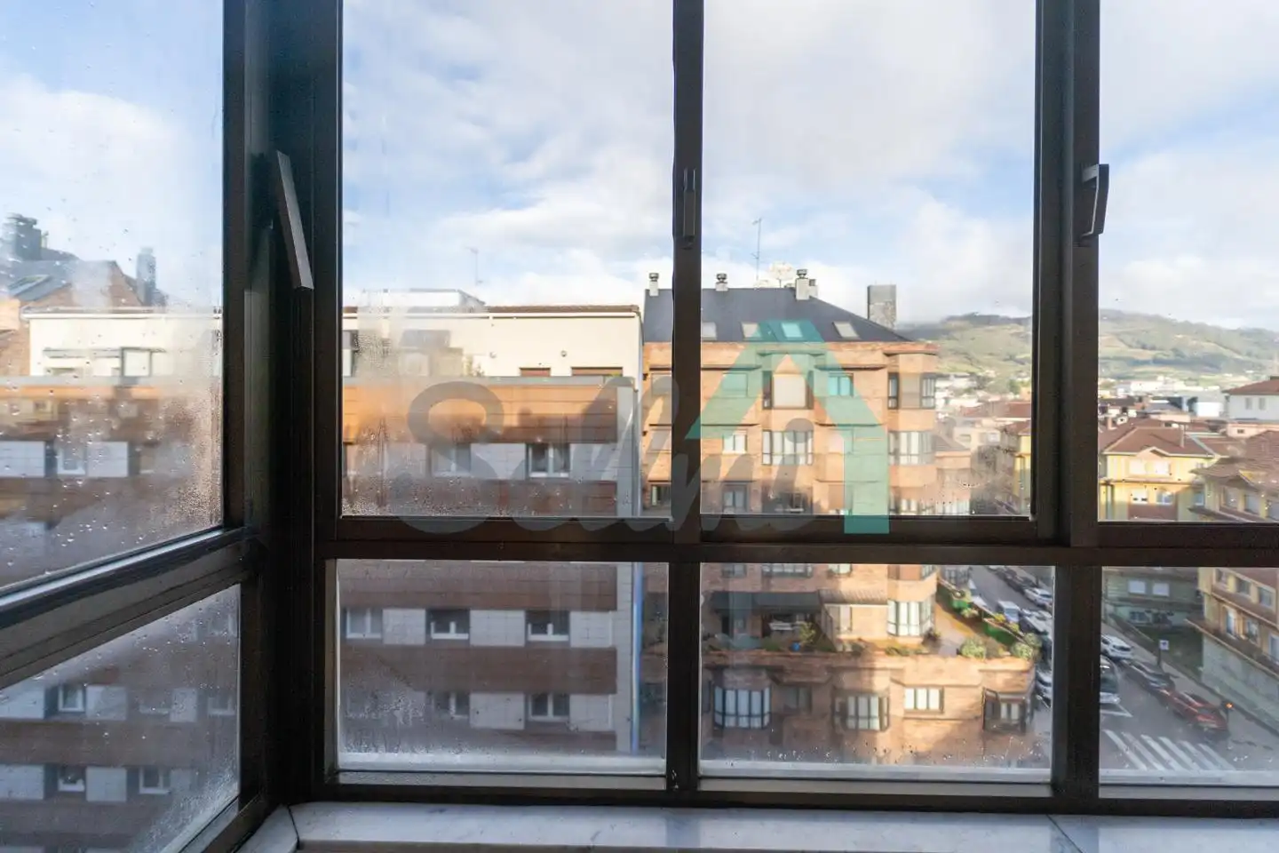 Außenansicht von Wohnung zur untervermieten in Oviedo  mit Heizung, Parkett und Terrasse
