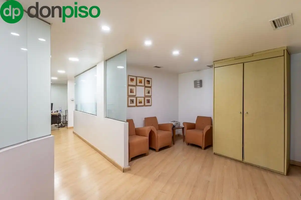 Local comercial en venda a Plaza de Carretas, imagen 13