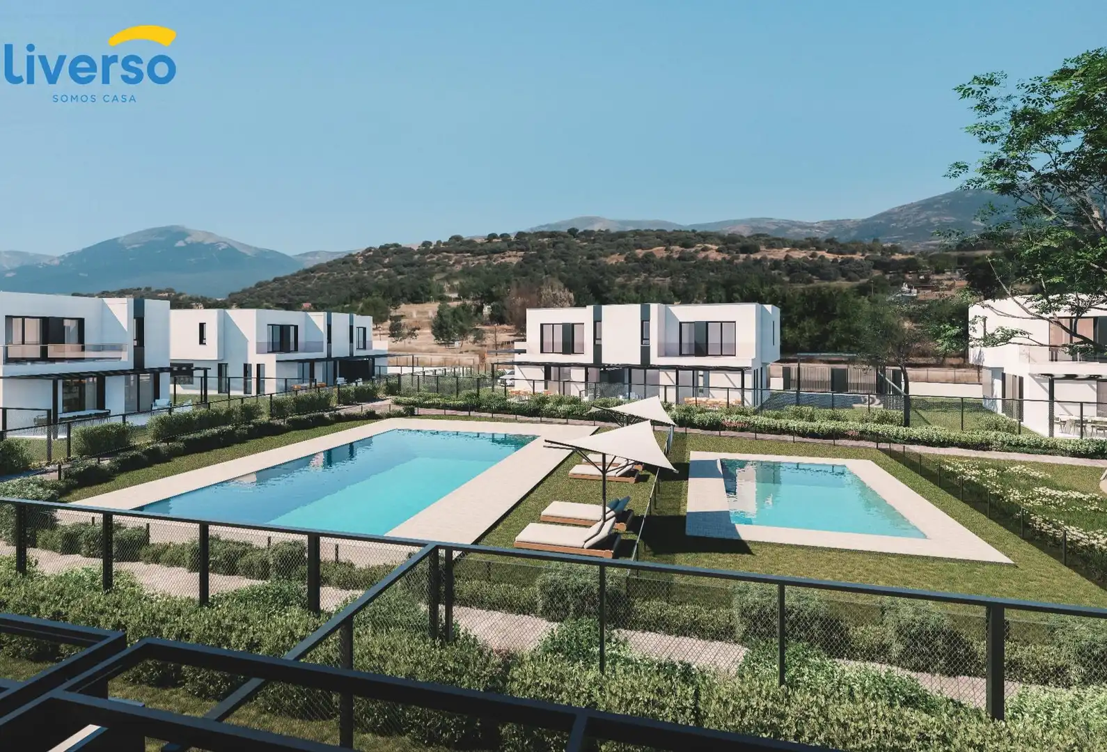 Piscina de Casa adosada en venda en Guadalix de la Sierra amb Terrassa