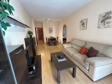 Flat with balcony for sale in Santa Adela - Parque Leyva Loro