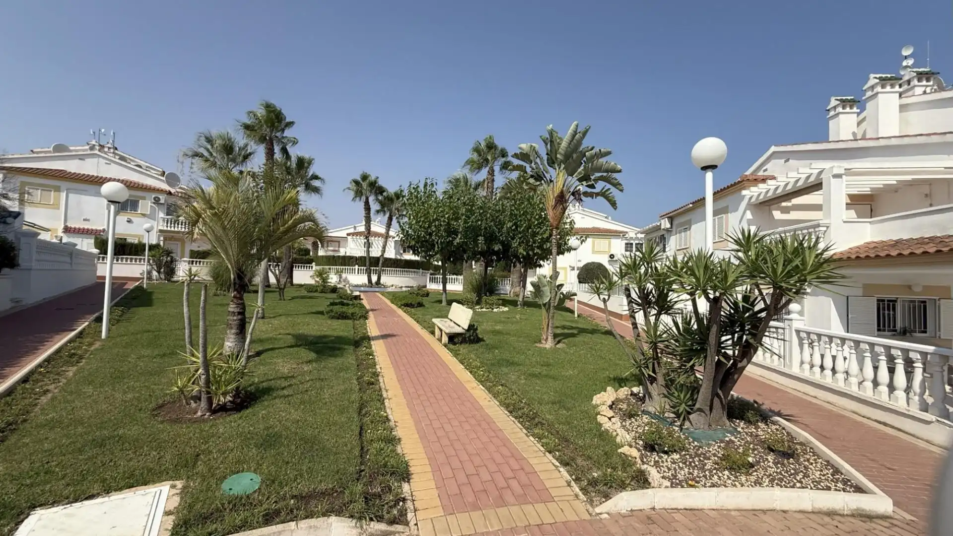 Apartment mit Pool zum Verkauf in Calle Abeto, imagen 18