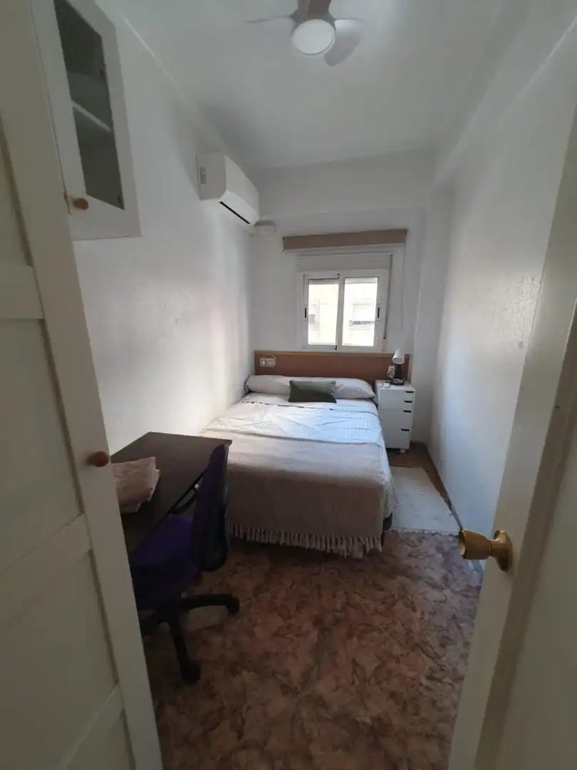 Bedroom of Apartments for rent in Almería  with Air Conditioner and Furnished