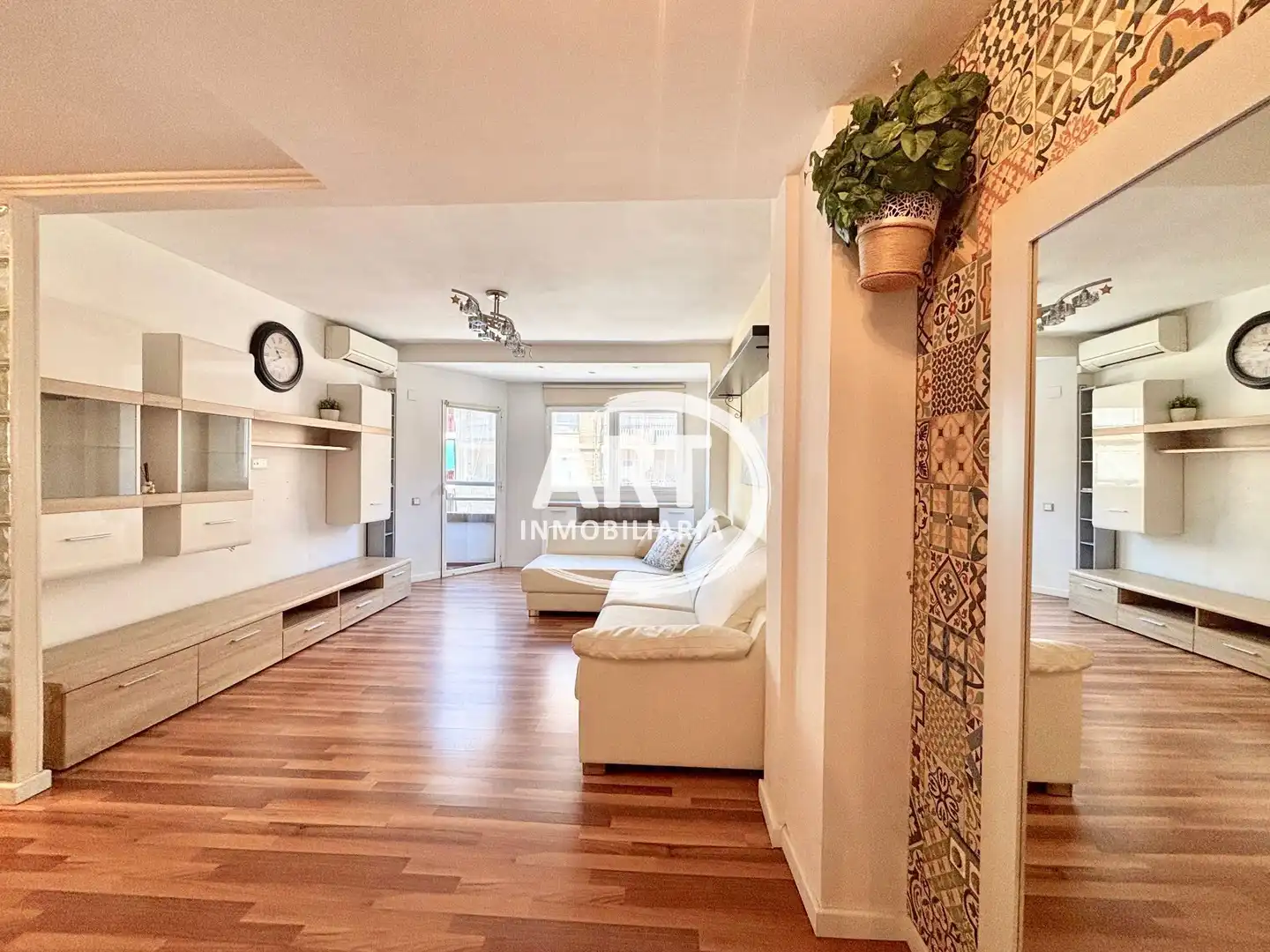 Sala de estar de Piso en venta en Valencia con Aire acondicionado, Calefacción y Amueblado