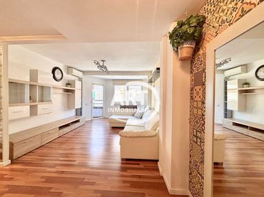 Piso con ascensor en venta en Linares