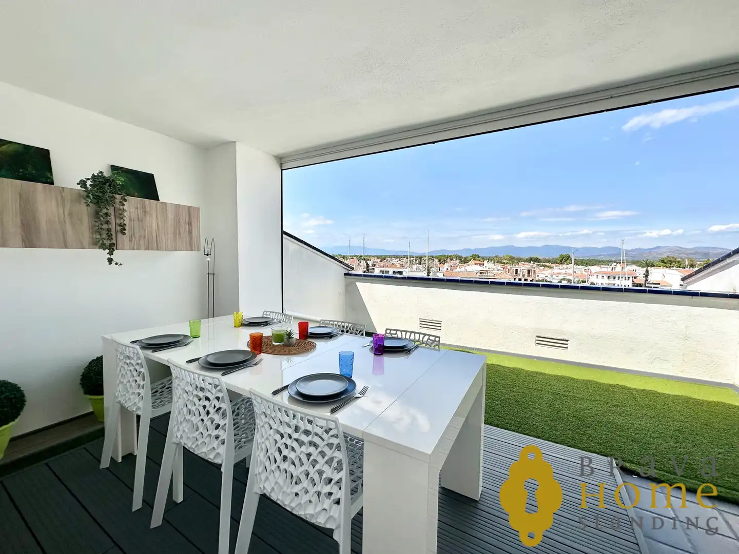 Terrasse von Dachboden zum Verkauf in Empuriabrava mit Klimaanlage, Terrasse und Möbliert