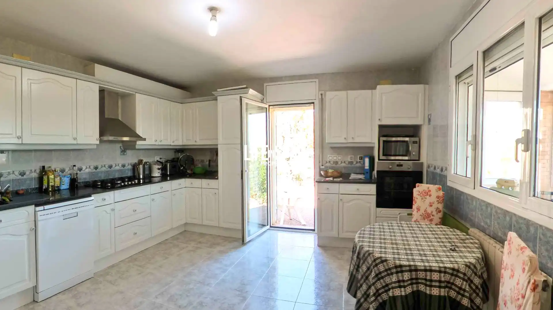 Cocina de Casa o chalet en venta en Ginestar con Calefacción, Jardín privado y Terraza