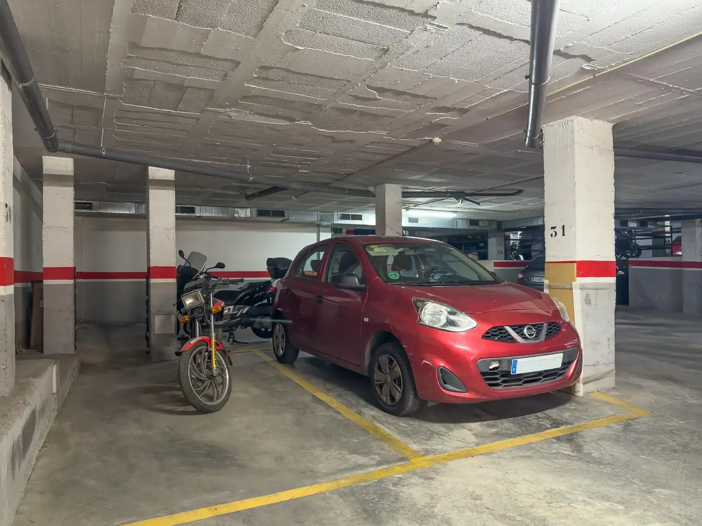 Aparcament de Loft en venda en Terrassa amb Aire condicionat, Calefacció i Traster