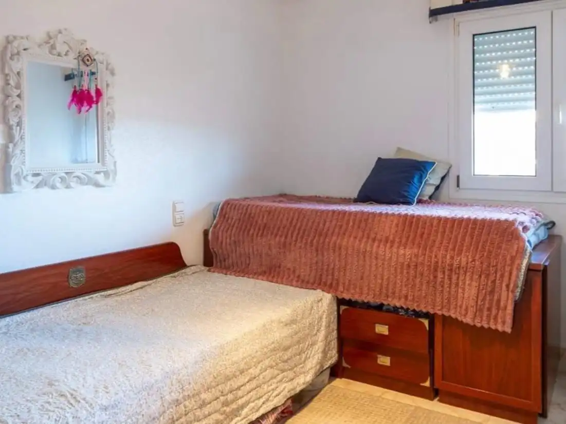 Habitación de Apartamento en venta en Tavernes de la Valldigna con Terraza y Piscina comunitaria