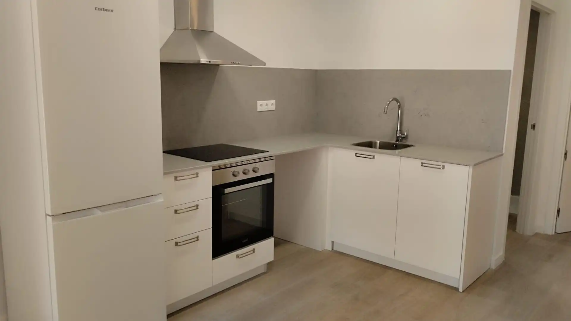 Cuina de Planta baixa en venda en Xirivella amb Aire condicionat, Terrassa i Moblat