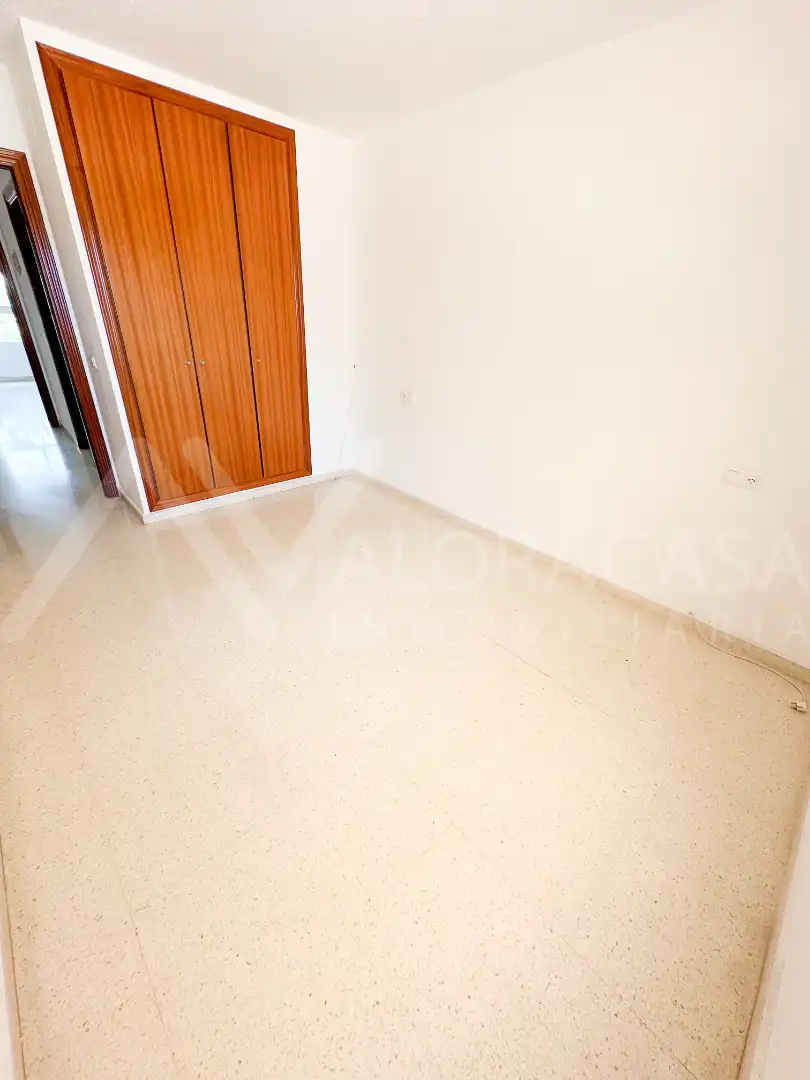 Bedroom of Flat for sale in Málaga  with Air Conditioner and Terrace