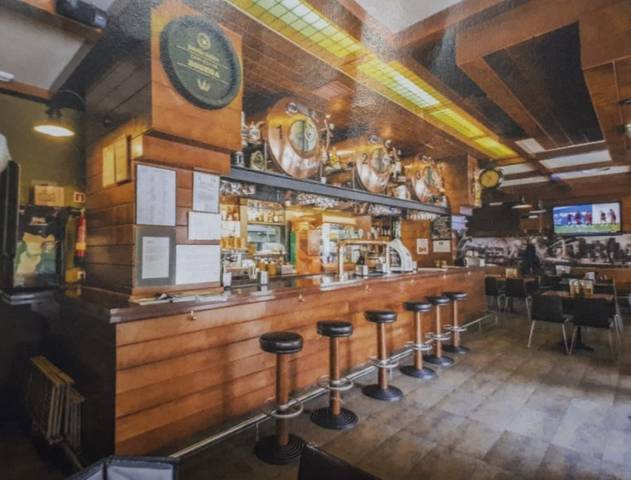 Local comercial en Venta en O Milladoiro