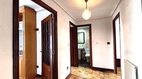 Foto 4 de Piso en venta en Alisal - San Román, Santander