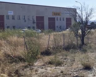 Vista exterior de Terreny industrial en venda en La Puebla de Alfindén