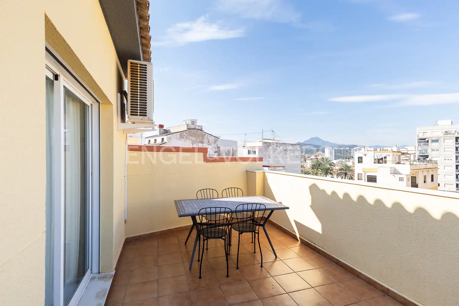 Terrace of Flat for rent in Gandia  with Air Conditioner, Heating and Terrace
