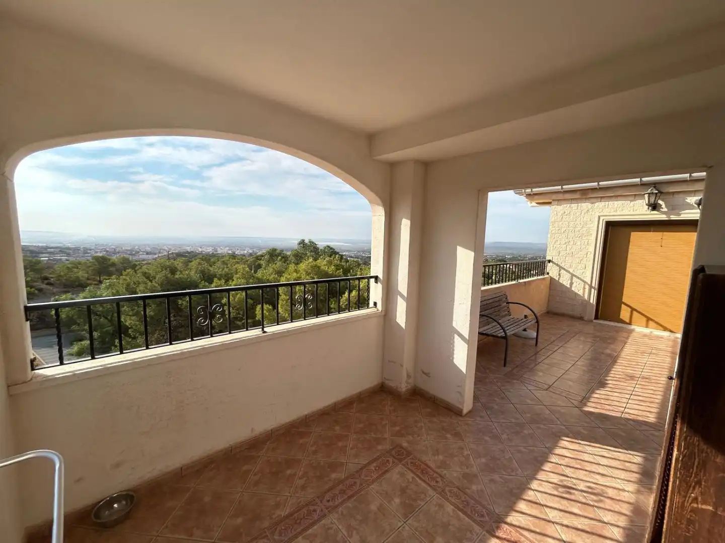 Terrasse von Country house zum Verkauf in Crevillent mit Heizung, Privatgarten und Schwimmbad