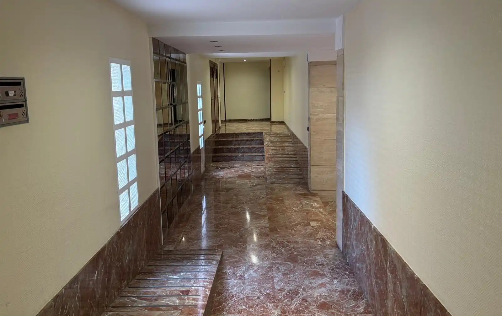 Apartments for sale in Elda  with Air Conditioner, Heating and Parquet flooring