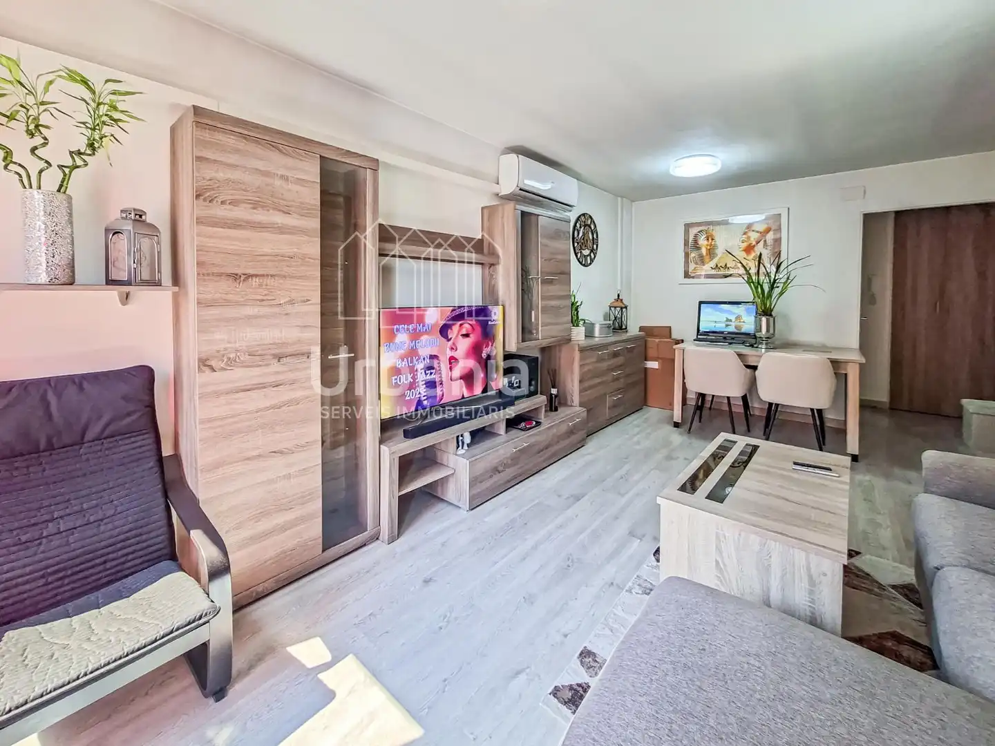Wohnzimmer von Wohnung zum Verkauf in Mataró mit Klimaanlage, Heizung und Terrasse