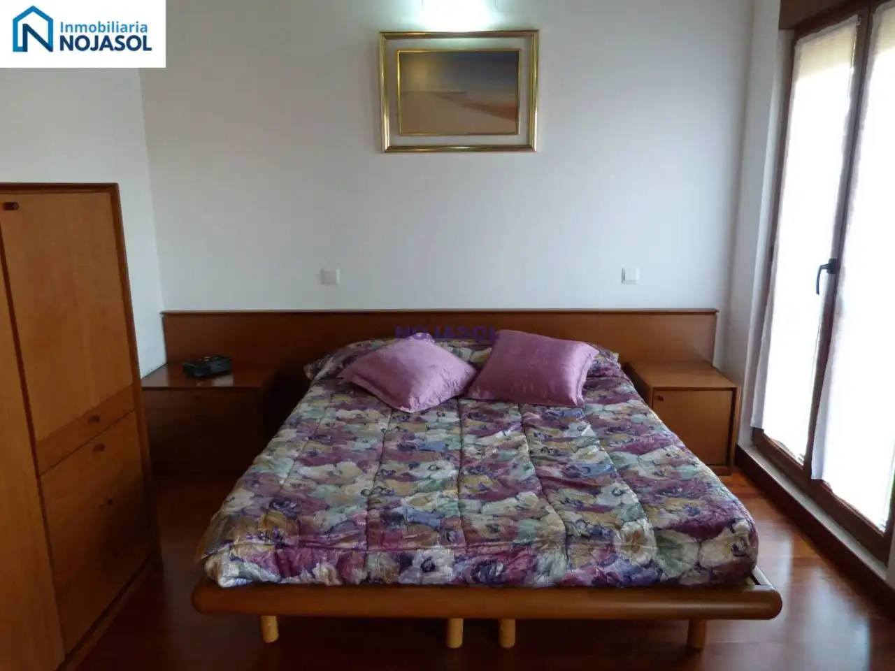 Schlafzimmer von Einfamilien-Reihenhaus zum Verkauf in Bareyo mit Heizung, Terrasse und Möbliert