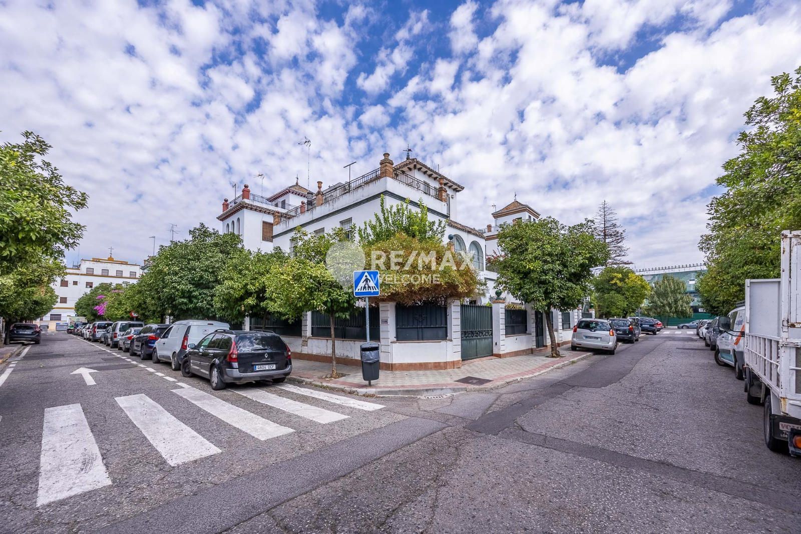 Vista exterior de Casa o xalet en venda en  Sevilla Capital amb Aire condicionat, Calefacció i Traster