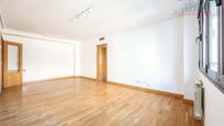 Flat to rent in  Madrid Capital  with Air Conditioner, Heating and Parquet flooring