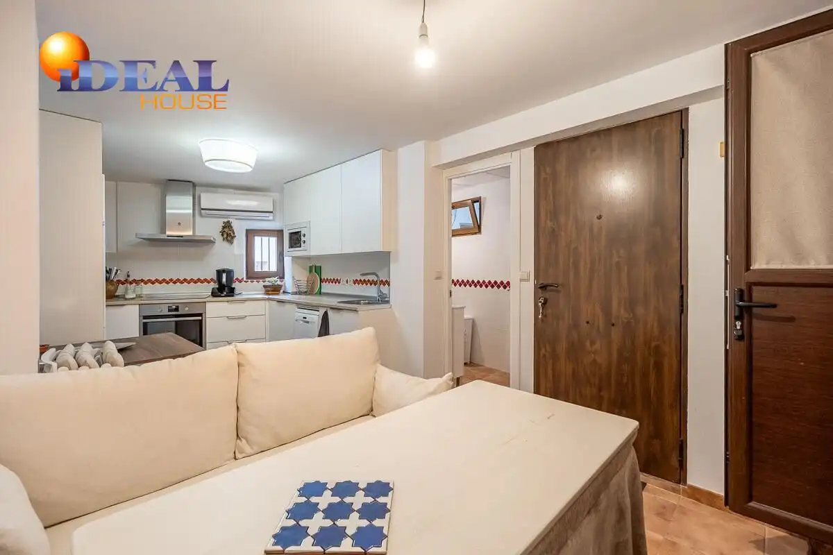 Haus mit Terrasse zum Verkauf in Calle PERNALEROS BAJO, imagen 40