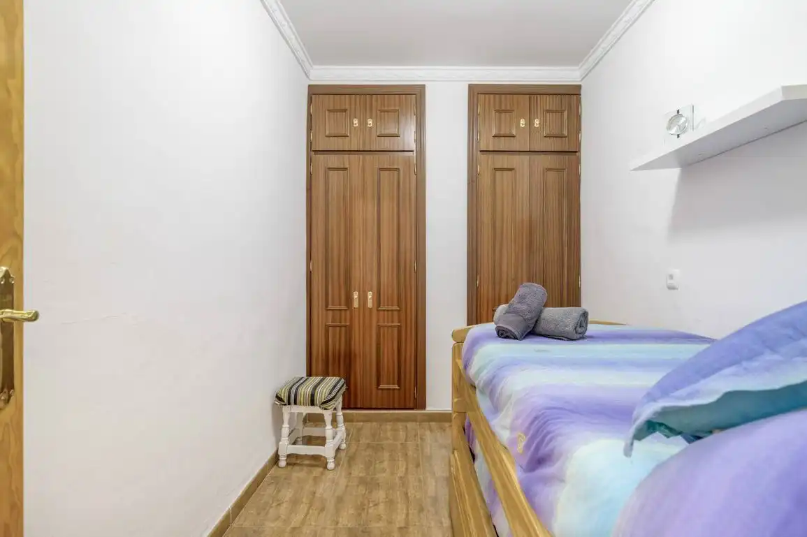 Bedroom of Flat for rent in Ronda  with Furnished