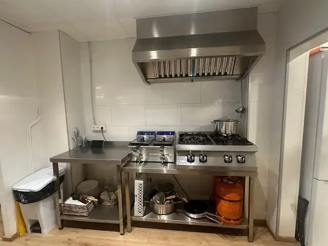 Locale commerciale in cessione a Avenida Ricardo Soriano 56, imagen 15